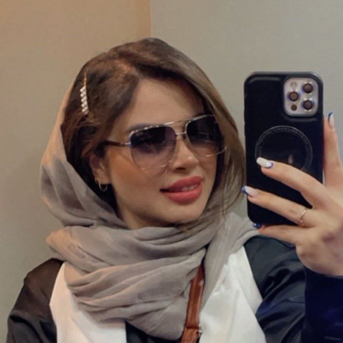 تصویر پروفایل میزبان