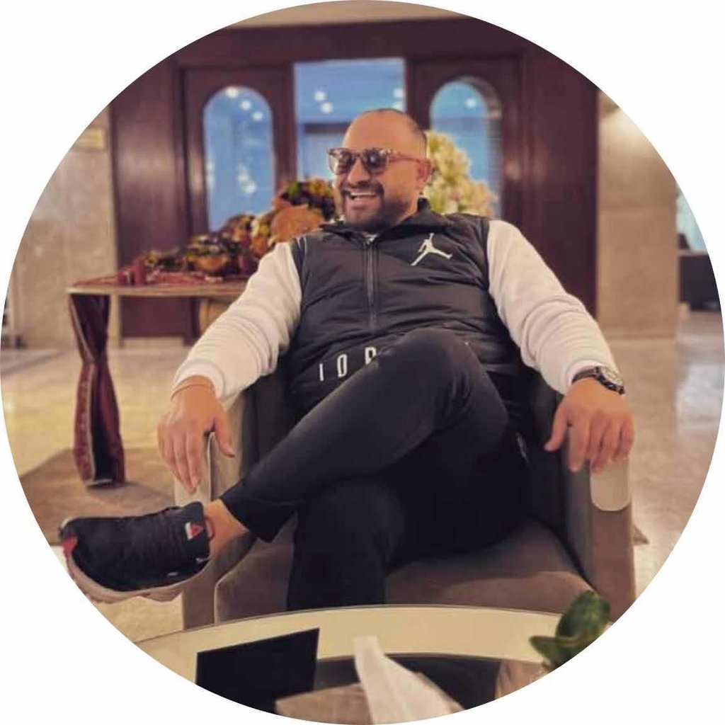 تصویر پروفایل میزبان