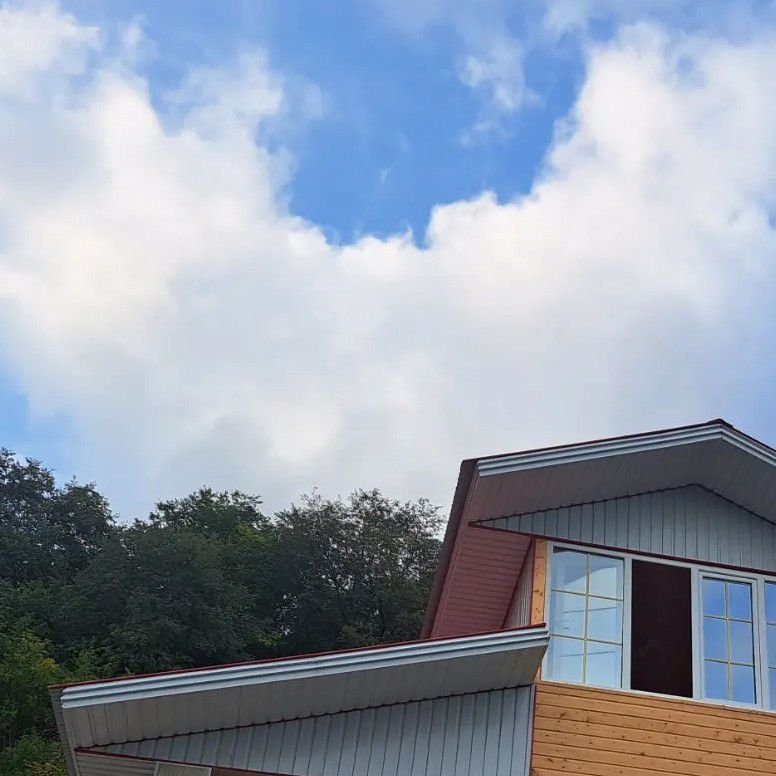 تصویر پروفایل میزبان