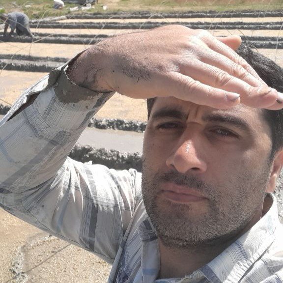 تصویر پروفایل میزبان