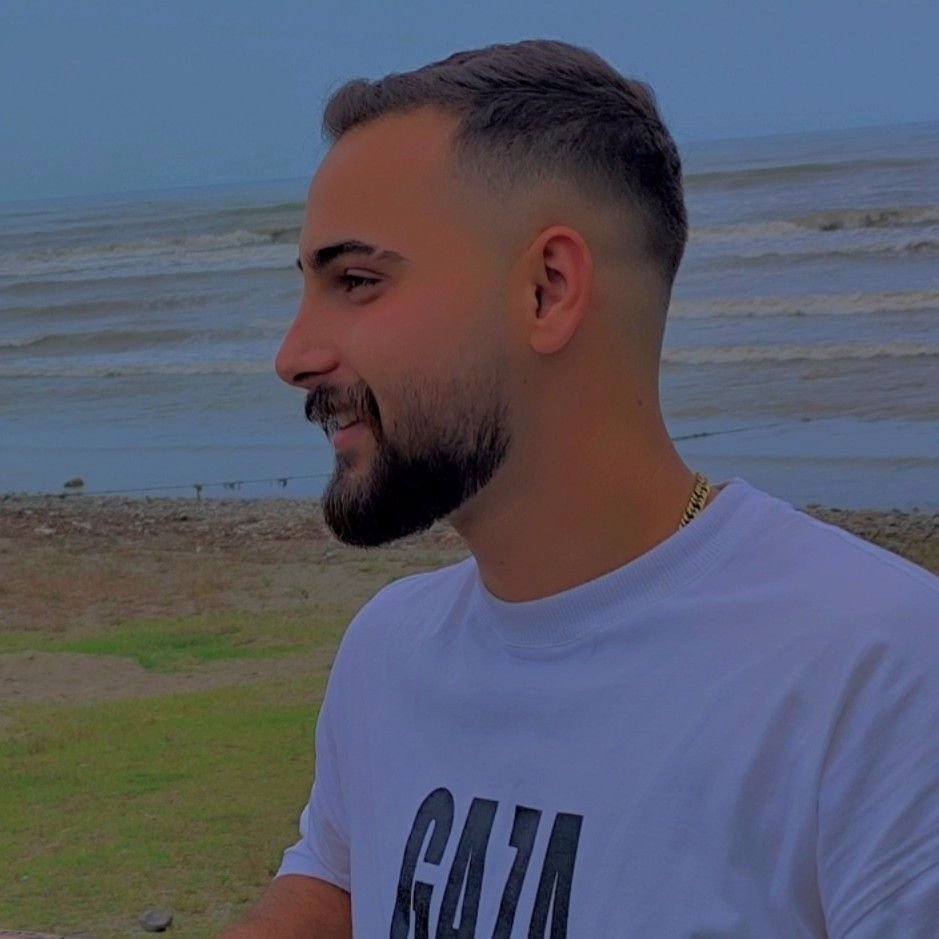 تصویر پروفایل میزبان