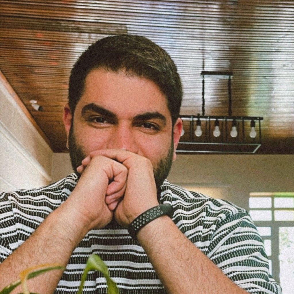 میزبان جاباما - کورش قربانی