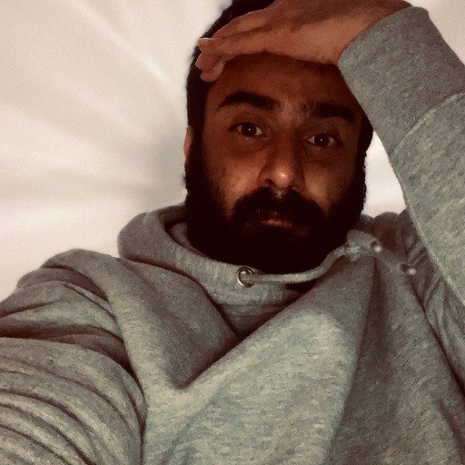 تصویر پروفایل میزبان