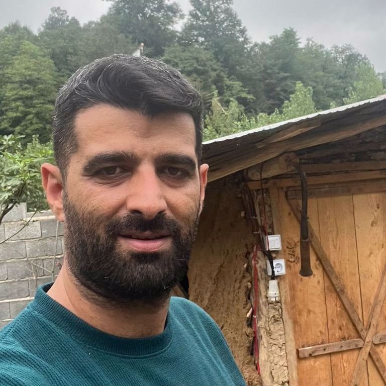 تصویر پروفایل میزبان