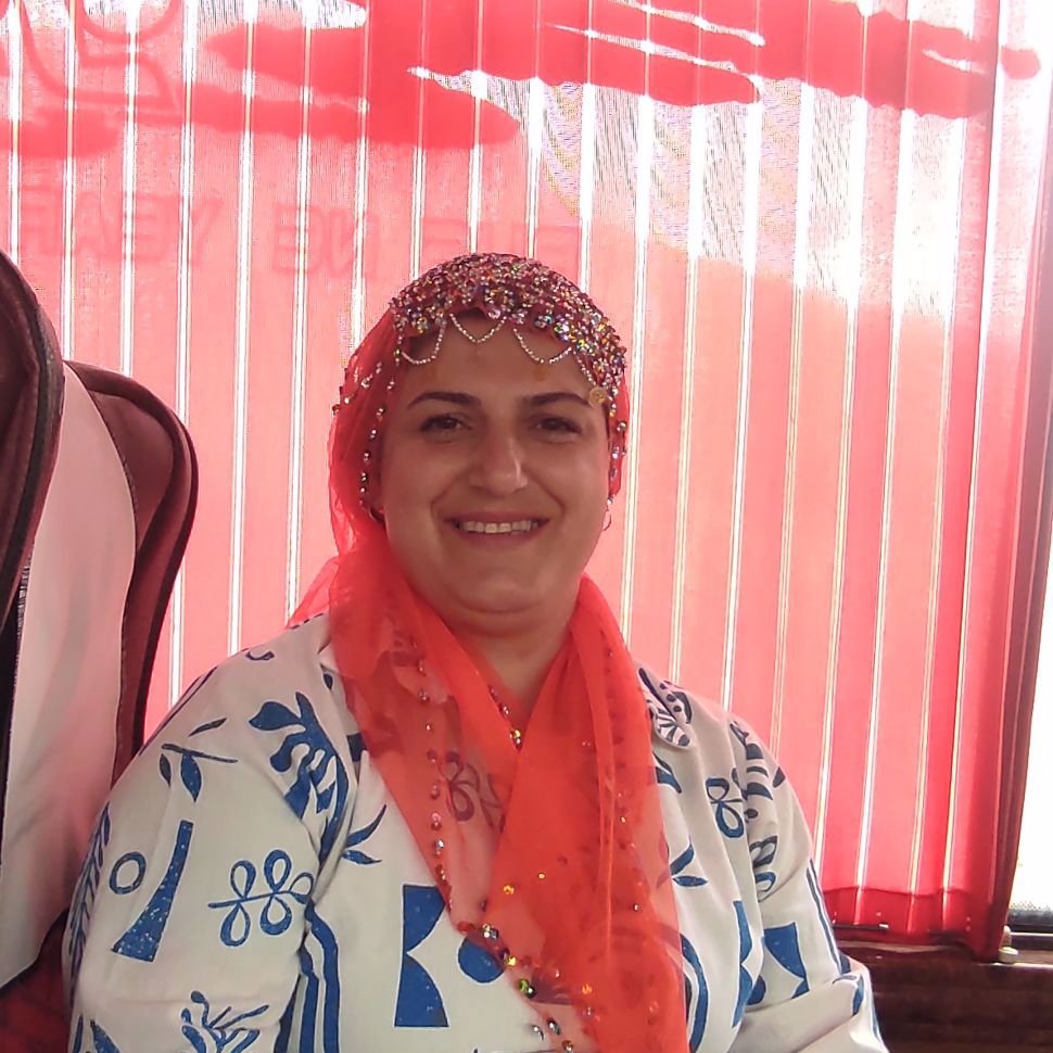 تصویر پروفایل میزبان