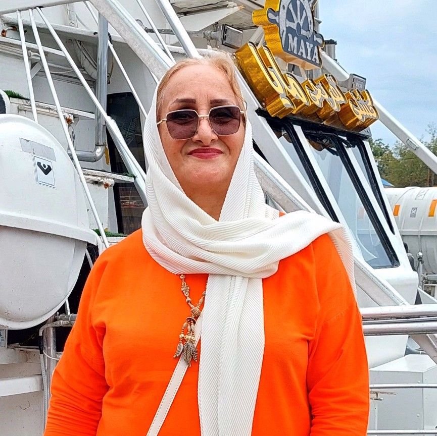 تصویر پروفایل میزبان