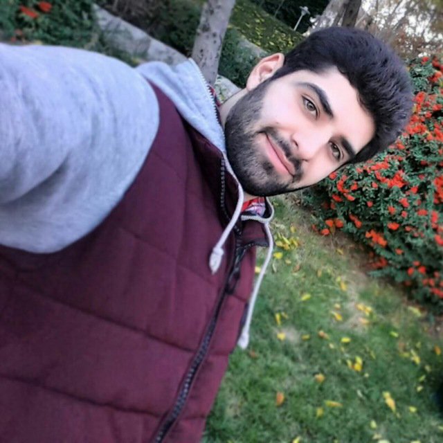 تصویر پروفایل میزبان