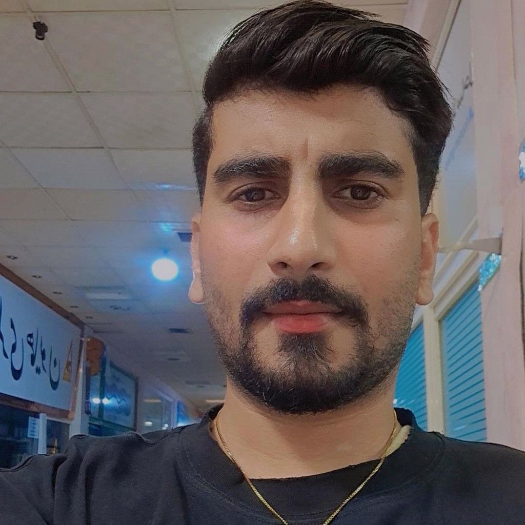 تصویر پروفایل میزبان