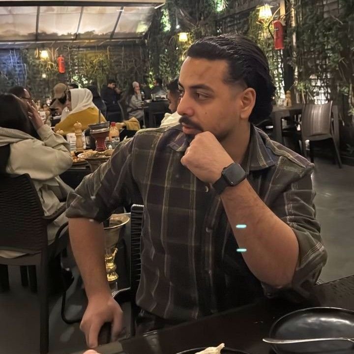 تصویر پروفایل میزبان