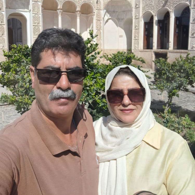 تصویر پروفایل میزبان