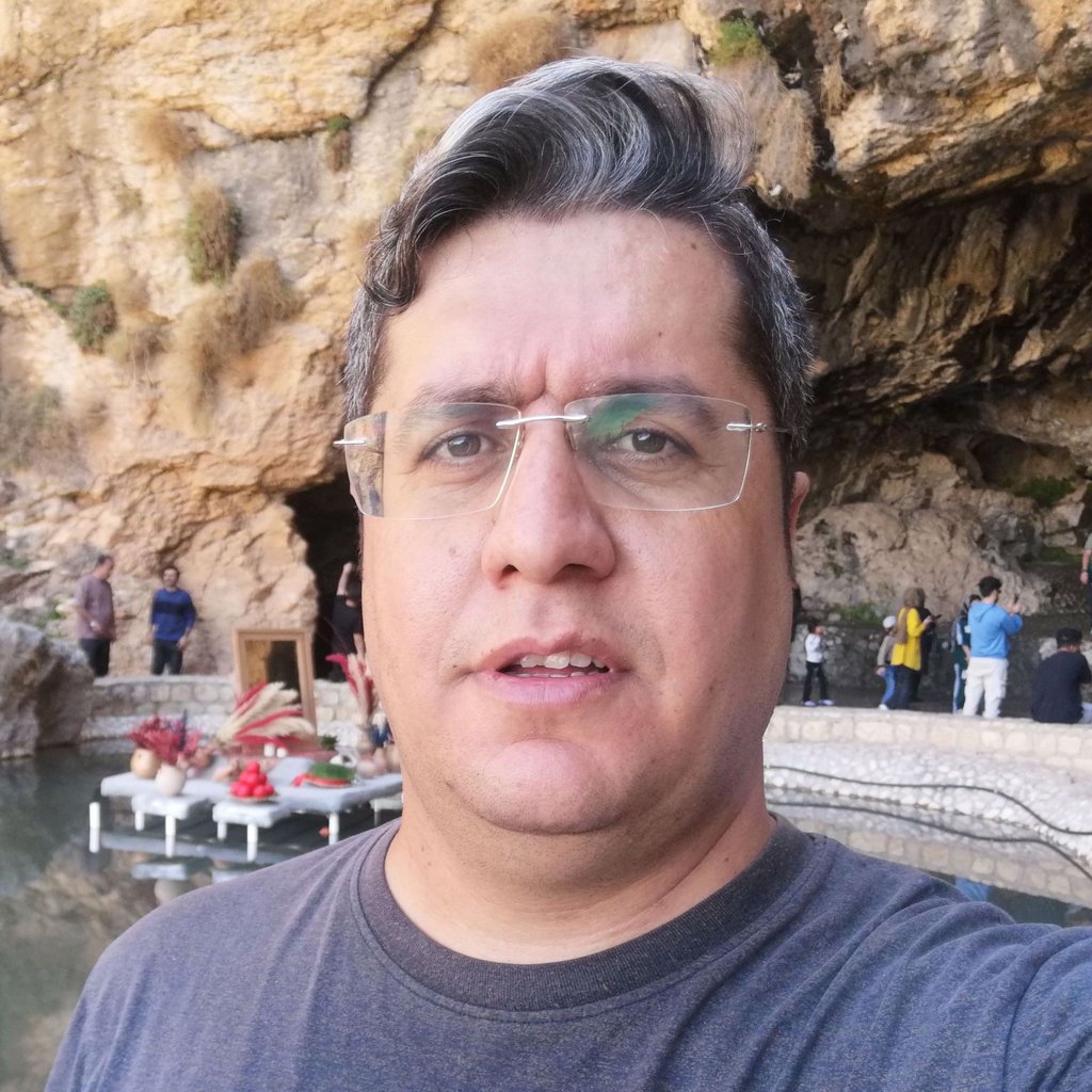 علی