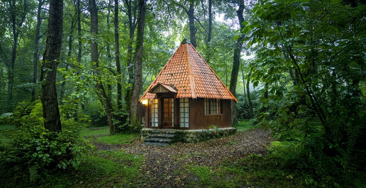 کلبه جنگلی در رامسر