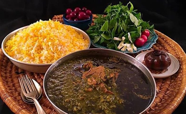 بهترین-غذاها-و-شیرینی‌های-محلی-بندر-گناوه.jpg