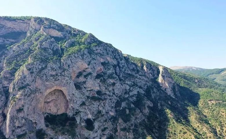 بهترین-مسیر-دسترسی-به-غار-اسپهبد-خورشید.jpg