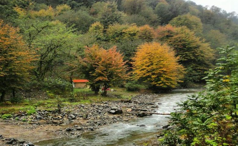 چند-نکته-که-برای-بازدید-از-آبشار-لونک-باید-بدانید.jpg
