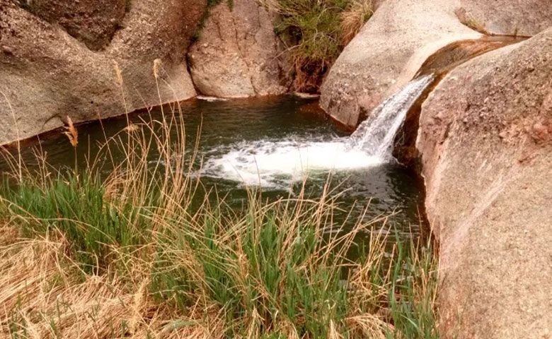 چند-نکته-که-برای-بازدید-از-آبشار-طلایی-خرم-آباد-باید-بدانید.jpg