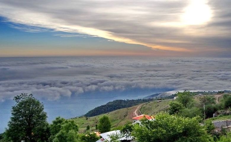 فیلبند روی ابرها