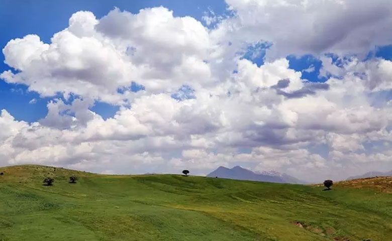جاهای-دیدنی-نزدیک-دشت-هلن.jpg