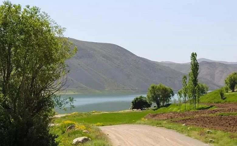 جاهای-دیدنی-روستای-سله-بن.jpg