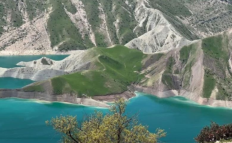 معرفی-دشت-هلن.jpg