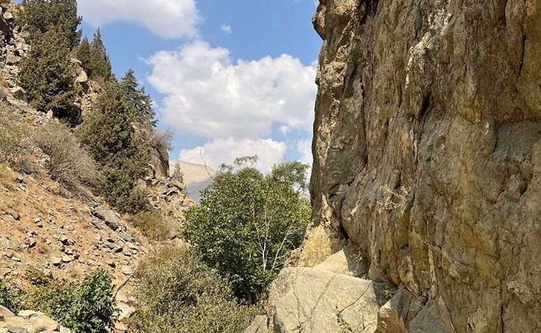 نکاتی-که-پیش-از-سفر-به-آبشار-ایگل-تهران-باید-بدانید.jpg