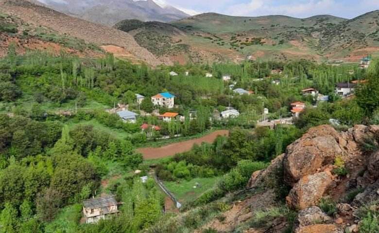 روستای-ورسخوران.jpg