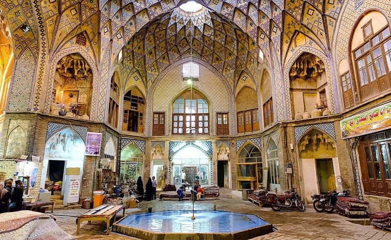 سفر-به-بازار-تهران-با-تاکسی.jpg