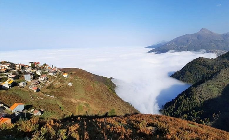 وسایل-مورد-نیاز-برای-سفر-به-روستای-فیلبند.jpg